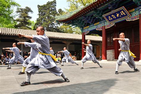 Sifu: Die rasante Actionreise eines kampfbegeisterten Kung-Fu-Lehrlings!